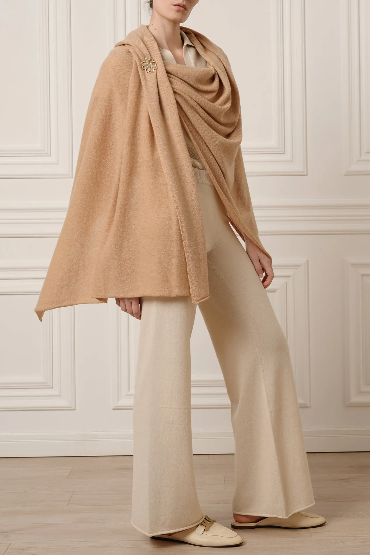 Akeem Cashmere Wide-Leg Pants In Champagne